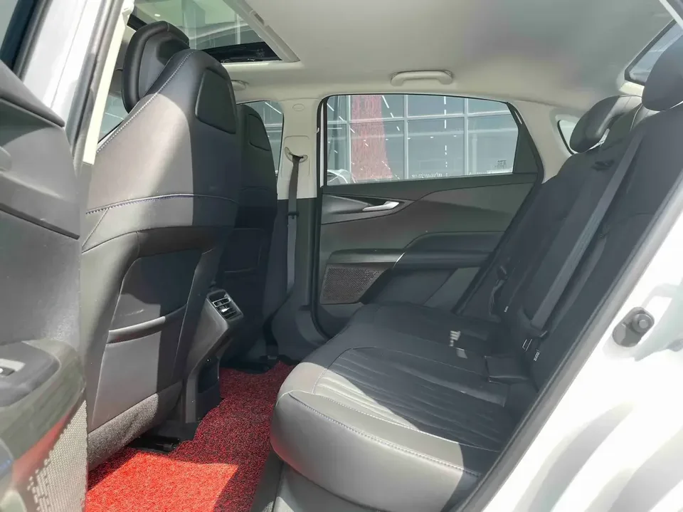 Changan Eado PHEV Eado PHEV 2025 Smart New Blue Whale 145KM Battleship Edition 2026 — thumbnail 4