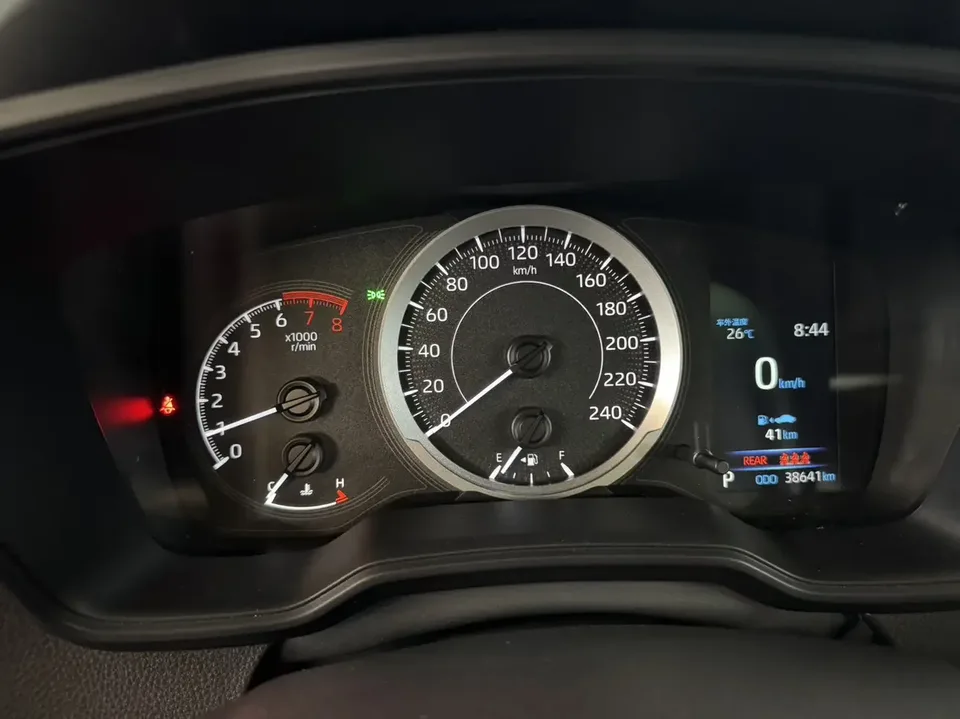 Toyota Levin Lei Ling 2021 185T CVT Sports Edition 2022 — thumbnail 5