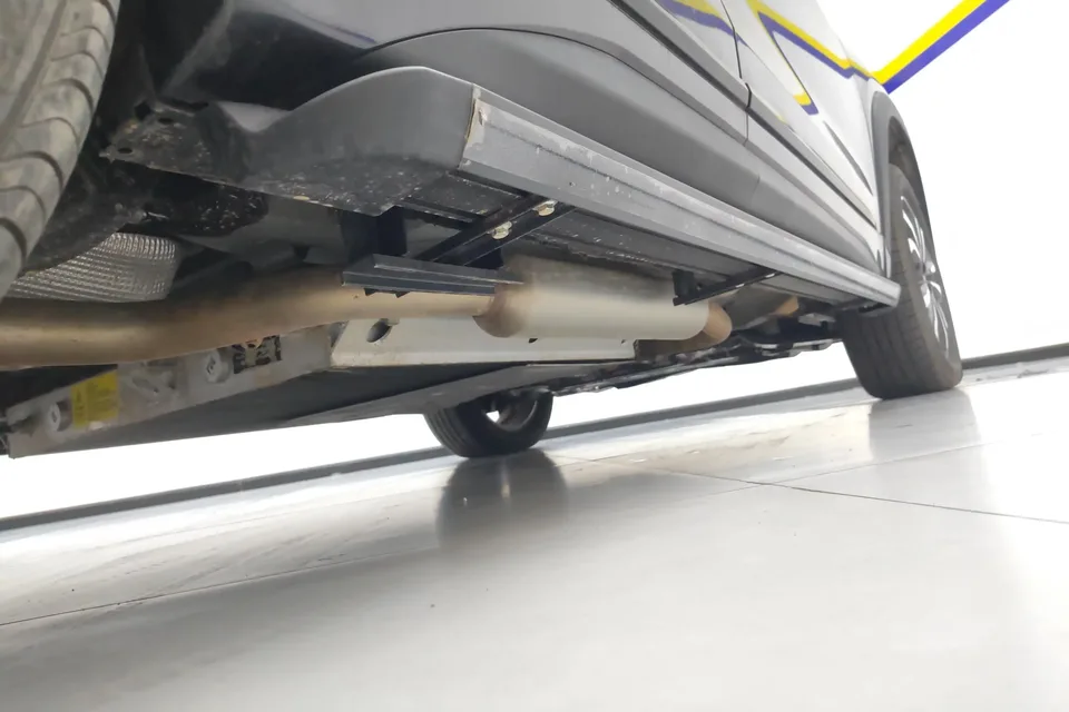 Exeed Xingtu Zhuifeng C-DM Xingtu Zhuifeng C-DM 2022 1.5TCI-DHT 105KM Riding on the Wind Edition 2023 — thumbnail 3