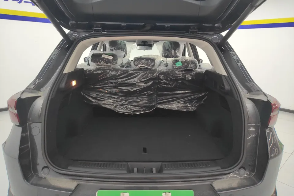 Exeed Xingtu Zhuifeng C-DM Xingtu Zhuifeng C-DM 2022 1.5TCI-DHT 105KM Riding on the Wind Edition 2023 — thumbnail 5