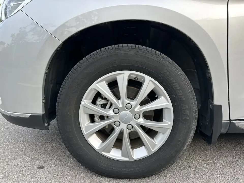 Haval M6 Haval M6 2021 PLUS 1.5T DCT Luxury Intelligent Connection 2023 — thumbnail 3