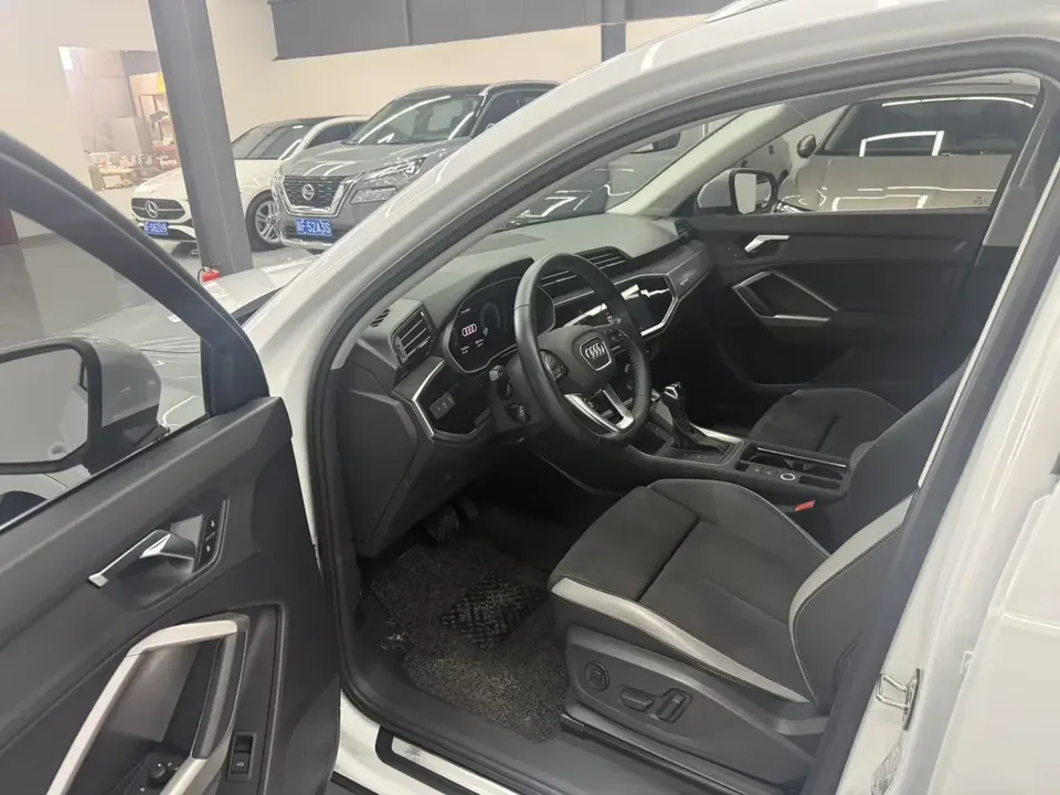 Audi Q3 Audi Q3 2022 35 TFSI Progressive Dynamic 2022 — thumbnail 4