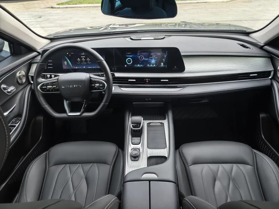 Chery Arrizo 8 Arrizo 8 2022 1.6TGDI DCT 2023 — thumbnail 3