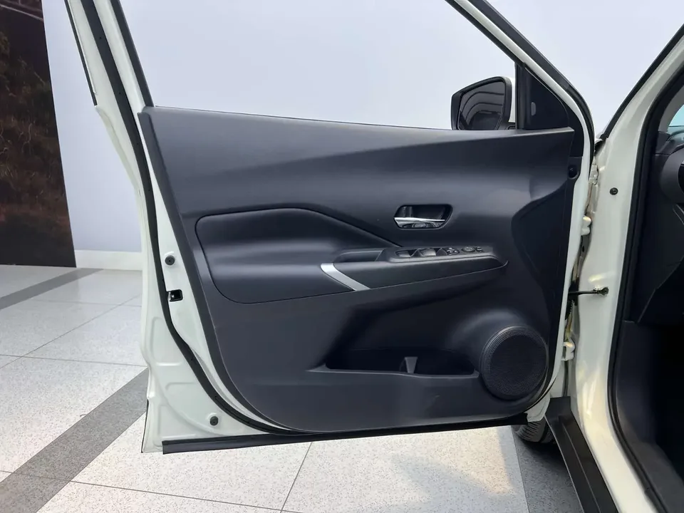 Nissan Jinke Jinke 2022 1.5L XV TOP CVT Flagship Edition 2022 — thumbnail 3