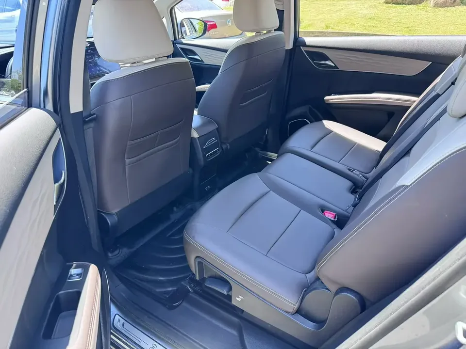 BYD Song MAX DM Song MAX DM 2022 DM-i 105KM Flagship 2022 — миниатюра 5