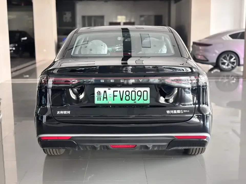 Geely Galaxy Star 6 Galaxy Star 6 2026 60km Starting Edition 2026 — thumbnail 2