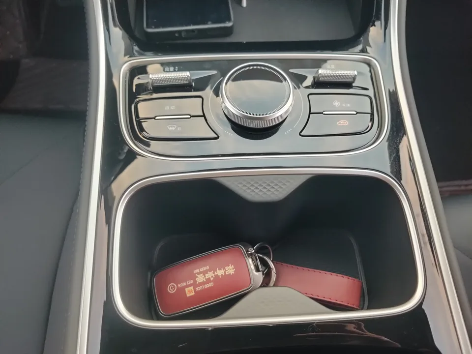 Geely Galaxy Star 6 Galaxy Star 6 2026 60km Starting Edition 2026 — thumbnail 3