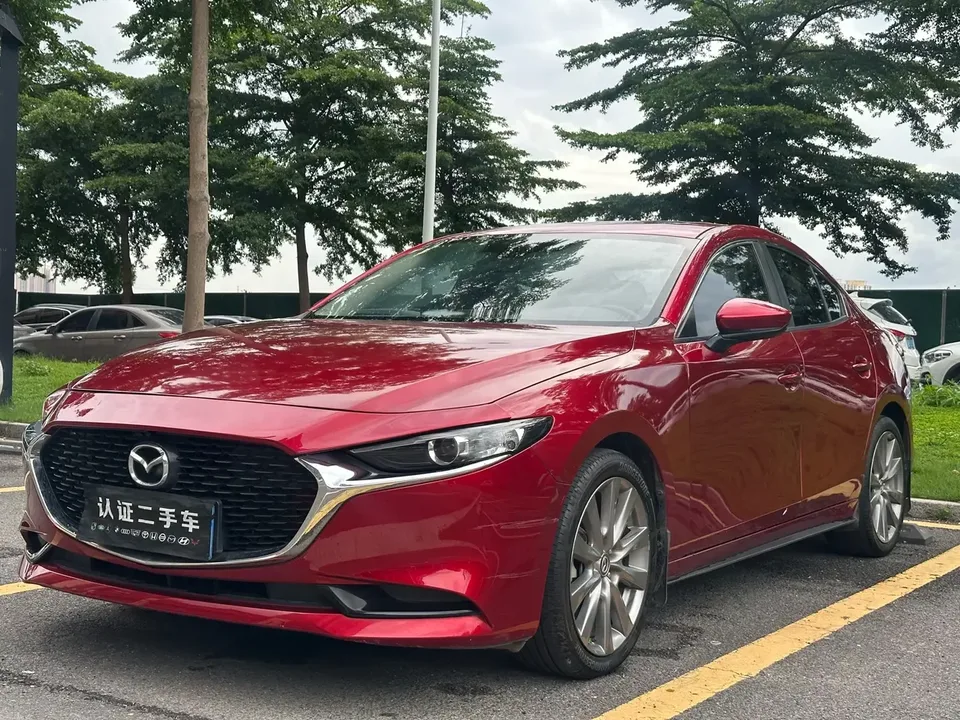 Mazda Axela Mazda3 Angkesela 2021 2.0L Automatic Elegant Edition 2022 — фото 1, купить с доставкой в Москву