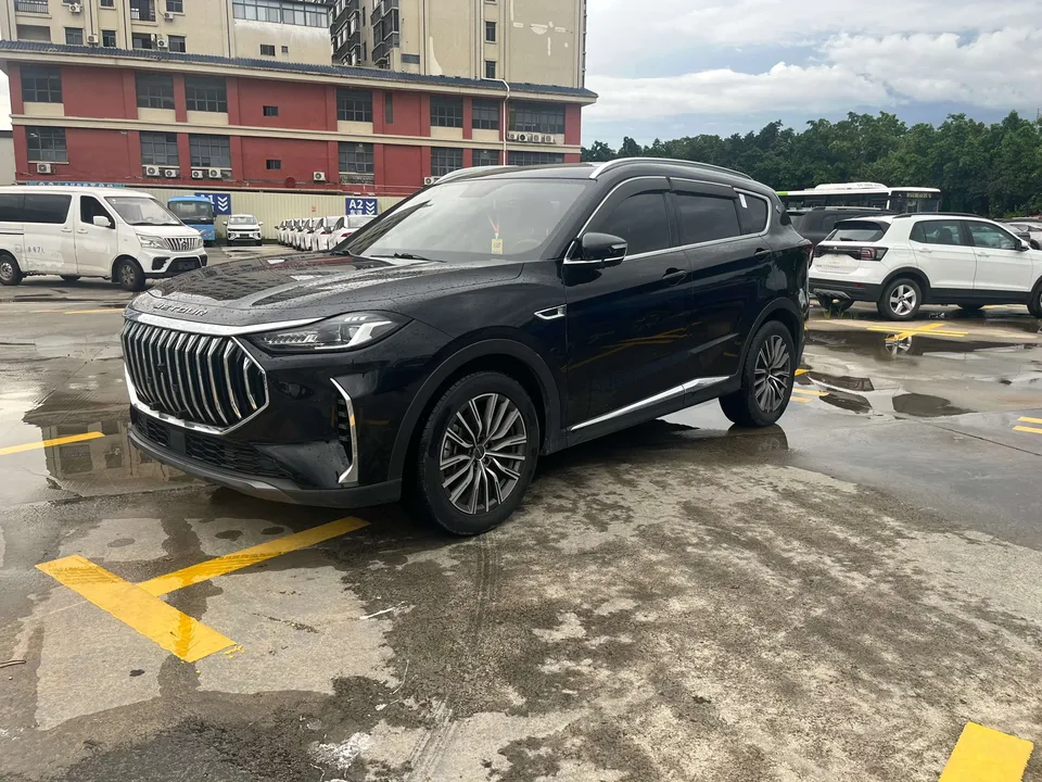 Jetour Jietu X70 PLUS Jietu X70 PLUS 2023 1.5T DCT Brave PLUS 5-seater 2024 — photo 1, buy with delivery to Moscow