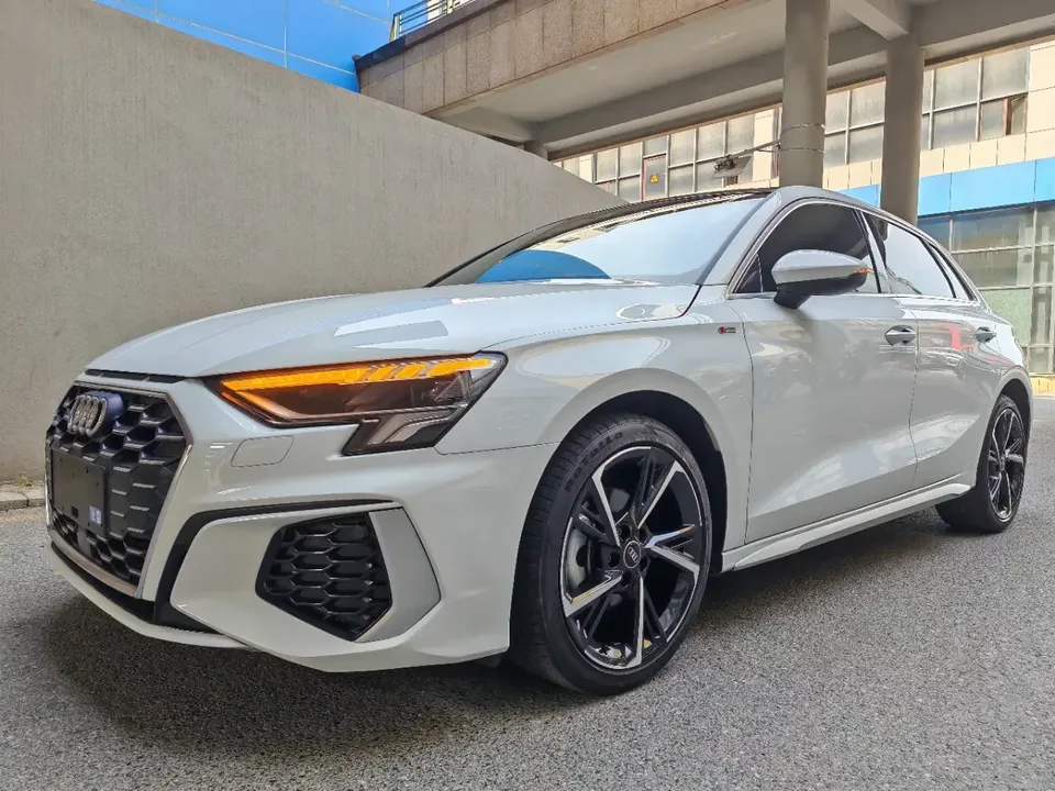 Audi A3 Audi A3 2021 Sportback 35 TFSI Wang Yibo co-branded limited edition 2023 — photo 1, buy with delivery to Moscow