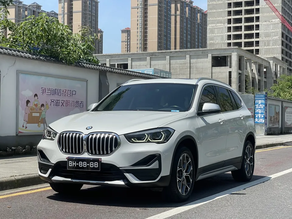 BMW X1 BMW X1 2022 sDrive20Li Premium 2022 — photo 1, buy with delivery to Moscow