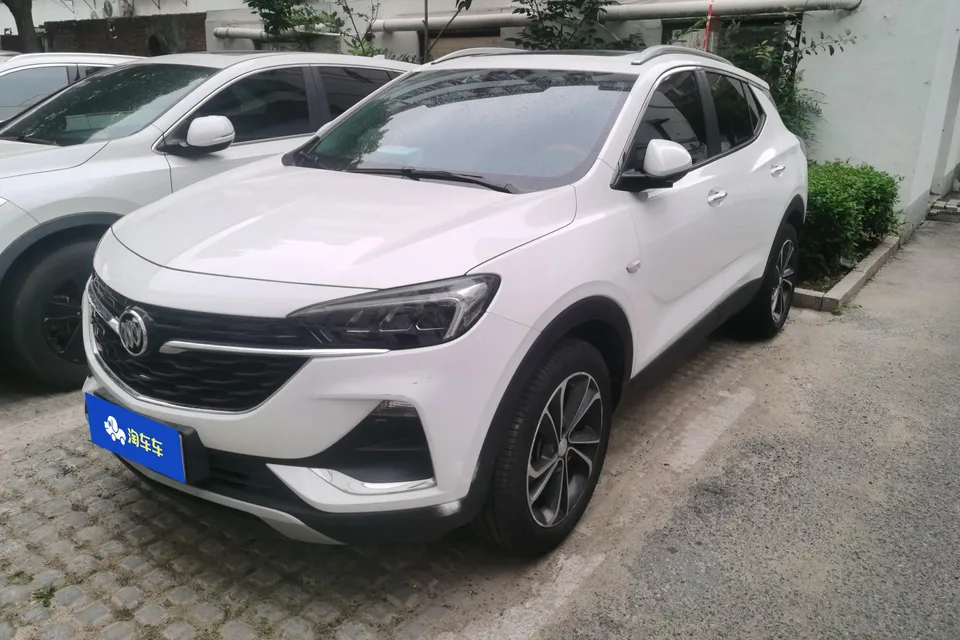 Buick Encore GX Encore GX 2022 332T CVT 2WD Luxury Model 2022 — photo 1, buy with delivery to Moscow