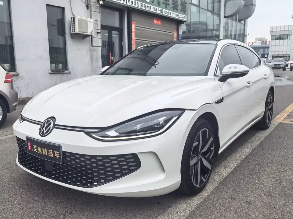 Volkswagen Lamando Lingdu 2022 Lingdu L 280TSI DSG Cool Edition 2022 — фото 1, купить с доставкой в Москву