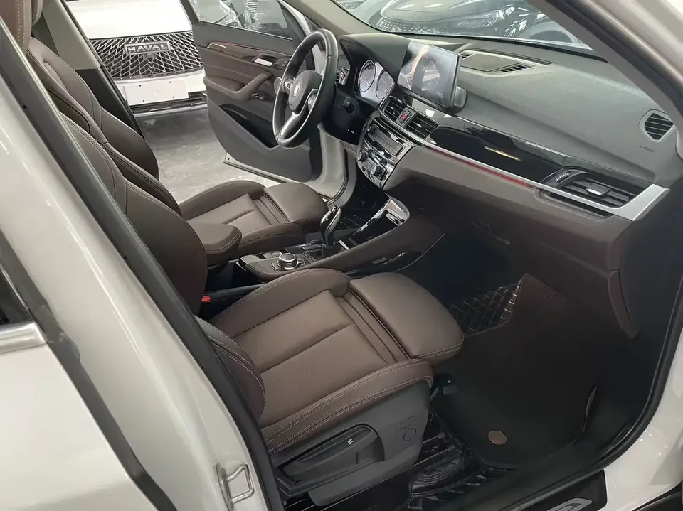 BMW X1 BMW X1 2022 sDrive20Li Premium 2022 — thumbnail 3