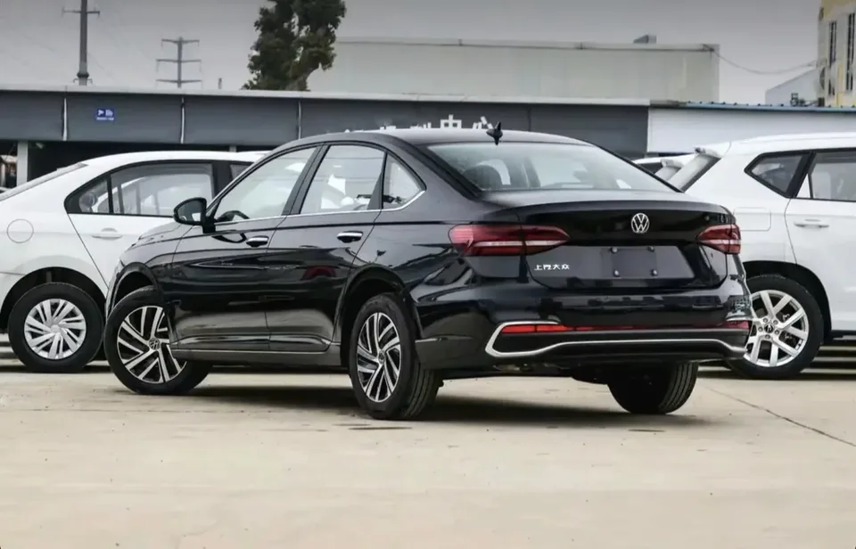 Volkswagen Lavida Lavida 2023 1.5L Automatic Fully Edition 2023 — миниатюра 2