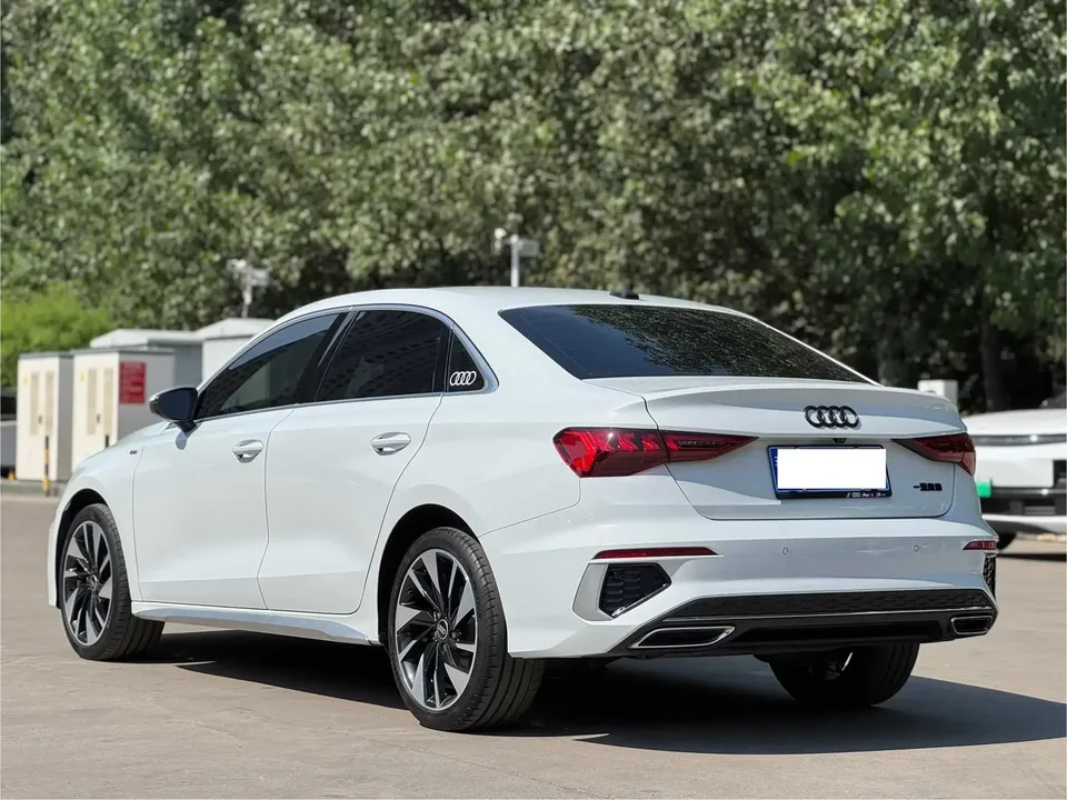 Audi A3 Audi A3 2023 A3L Limousine 35 TFSI facelift: stylish and sporty 2023 — thumbnail 4