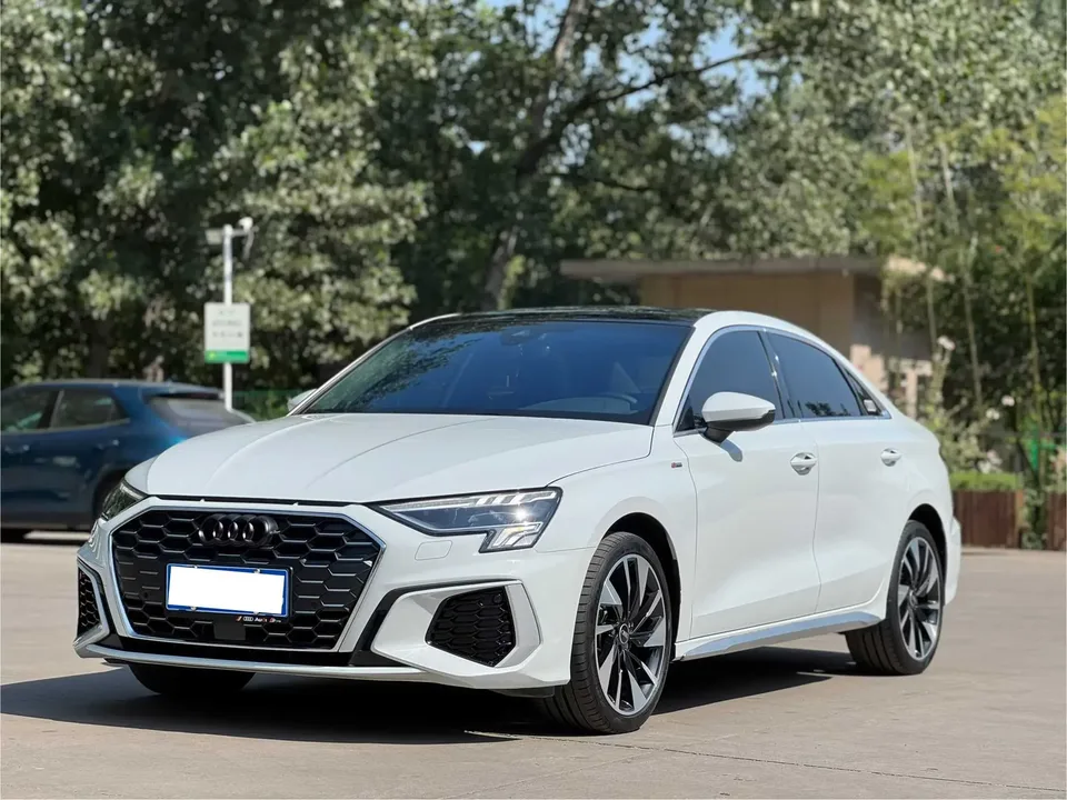 Audi A3 Audi A3 2023 A3L Limousine 35 TFSI facelift: stylish and sporty 2023 — photo 1, buy with delivery to Moscow