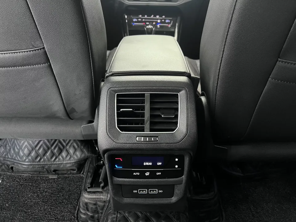 Volkswagen Tayron Tanyue 2022 280TSI 2WD Luxury Smart Edition 2022 — thumbnail 4