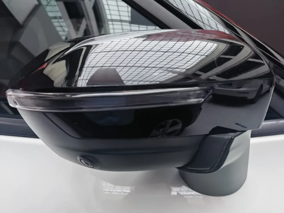 Ford Equator Sport Leading 2023 EcoBoost 170 Light and Shadow 2023 — миниатюра 3