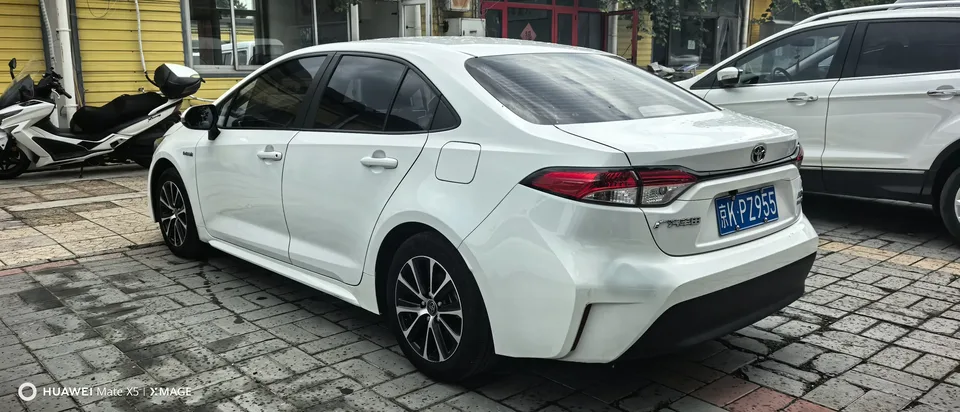 Toyota Levin Lei Ling 2023 Hybrid 1.8L Leading Edition 2023 — thumbnail 4