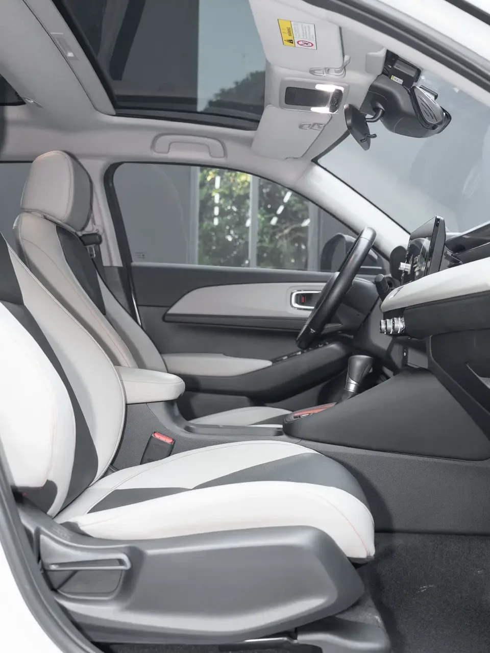 Honda VEZEL Binzhi 2023 1.5L CVT Deluxe Edition 2023 — thumbnail 5