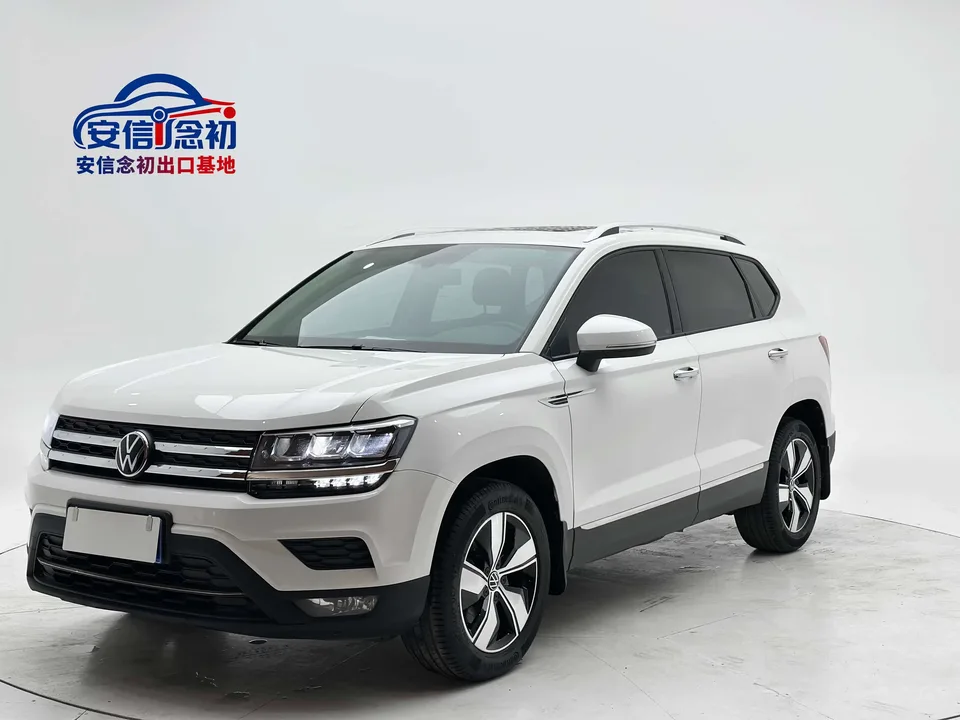 Volkswagen Tharu tuyue 2021 280TSI 2WD Comfort Edition 2022 — photo 1, buy with delivery to Moscow