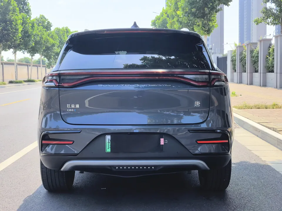BYD Tang DM Tang DM 2023 DM-i Champion Edition 112KM Premium 2023 — thumbnail 2