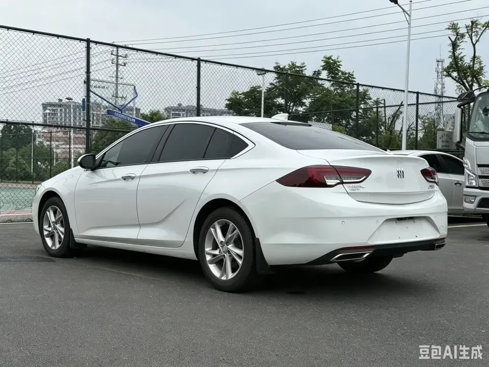 Buick Majesty Majesty 2023 552T Smart 2024 — thumbnail 4