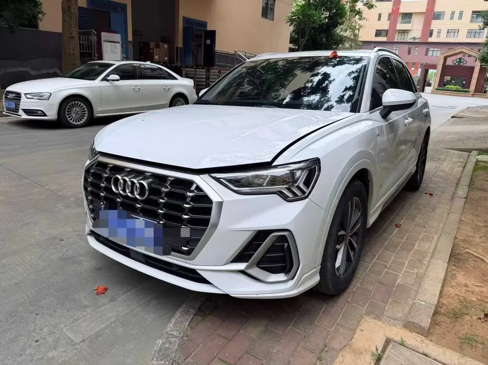 Audi Q3 Audi Q3 2022 35 TFSI Progressive Dynamic 2022 — photo 1, buy with delivery to Moscow