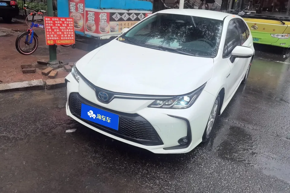 Toyota Corolla Corolla 2023 Intelligent Electric Hybrid Dual Engine 1.8L E-CVT Pioneer Edition 2023 — photo 1, buy with delivery to Moscow