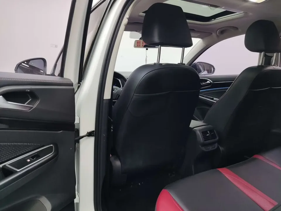 Jetta VS5 Jetta VS5 2023 280TSI Automatic High Gloss Glory Edition 2023 — thumbnail 5