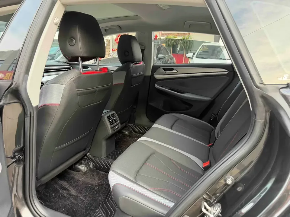 Volkswagen Lamando Lingdu 2022 Lingdu L 280TSI DSG Hot Edition 2022 — thumbnail 3