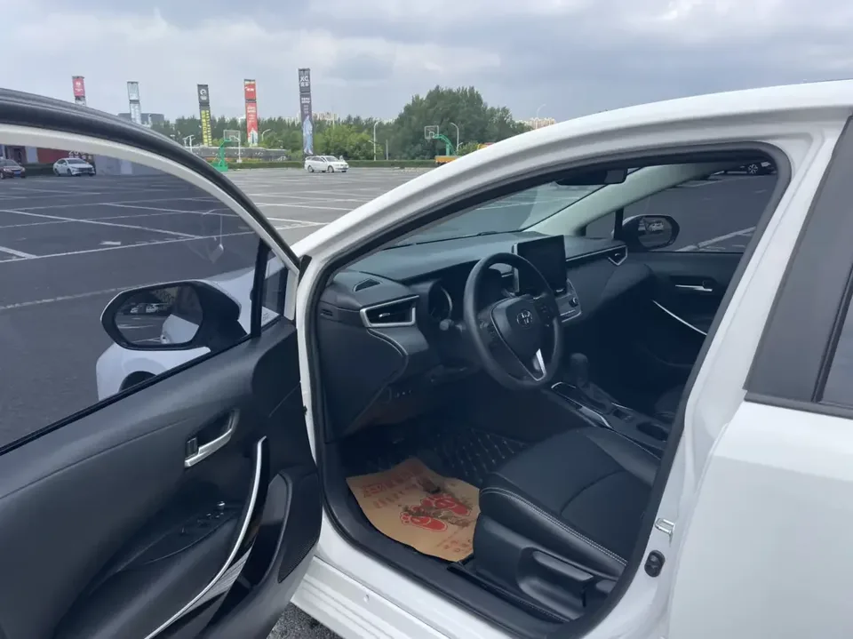 Toyota Corolla Corolla 2021 Dual Engine 1.8L E-CVT Elite Edition 2022 — thumbnail 4