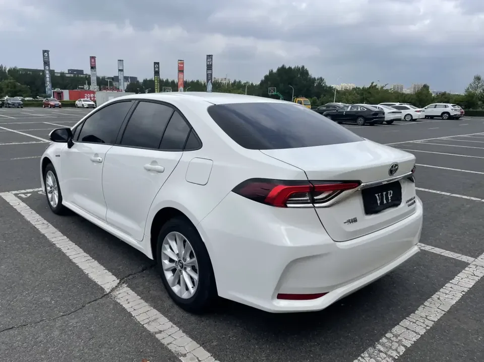 Toyota Corolla Corolla 2021 Dual Engine 1.8L E-CVT Elite Edition 2022 — thumbnail 5