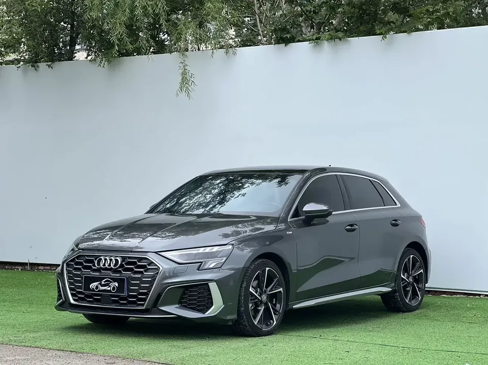 Audi A3 Audi A3 2022 Sportback 35 TFSI Stylish and sporty 2022 — photo 1, buy with delivery to Moscow