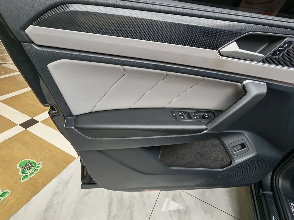 Volkswagen Tayron Tanyue 2023 280TSI 2WD Luxury Plus Advanced Edition 2022 — thumbnail 3