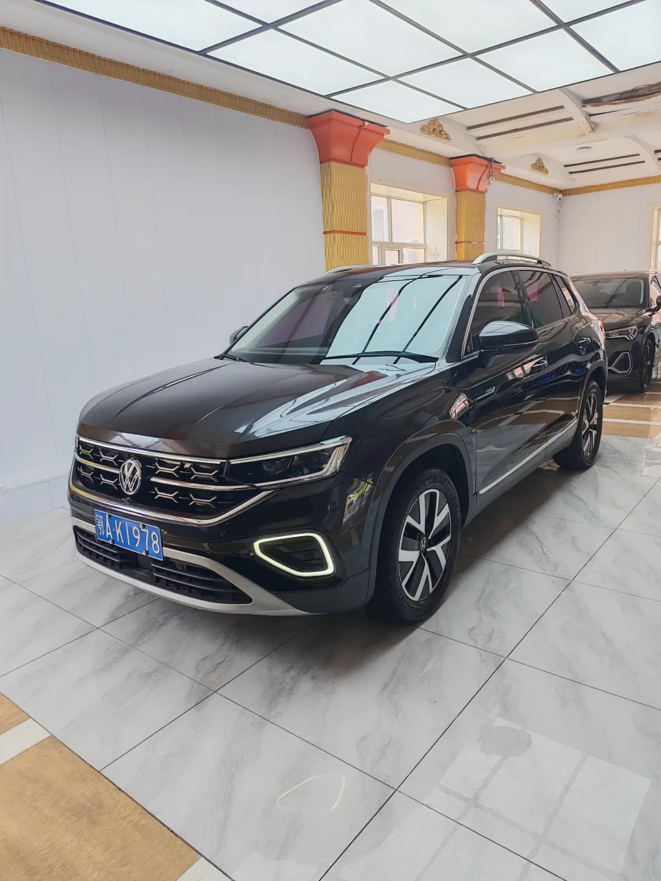 Volkswagen Tayron Tanyue 2023 280TSI 2WD Luxury Plus Advanced Edition 2022 — photo 1, buy with delivery to Moscow