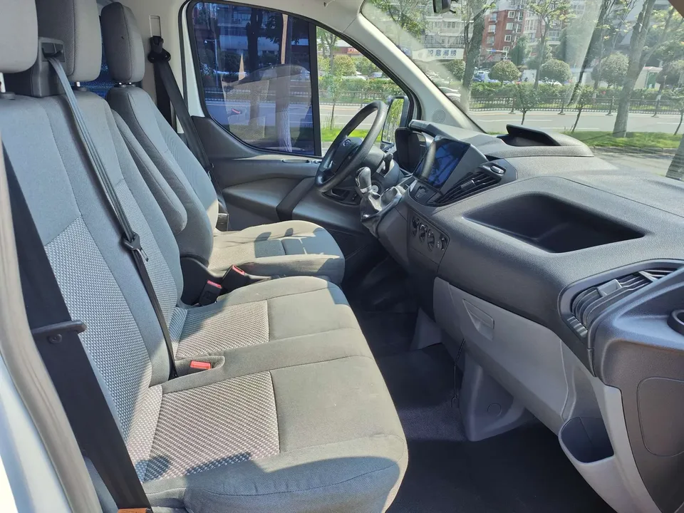 Ford Transit Transit 2019 2.0T diesel multi-purpose commercial vehicle short axle low roof 6 seats National VI 2022 — thumbnail 4