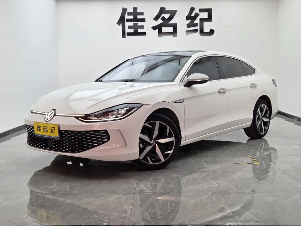 Volkswagen Lamando Lingdu 2023 Lingdu L 280TSI DSG Cool Edition 2023 — photo 1, buy with delivery to Moscow