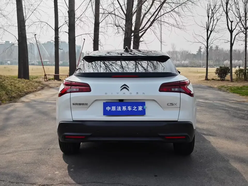 Citroen Versailles C5 X Versailles C5 X 2025 Overseas Edition 2025 — thumbnail 2