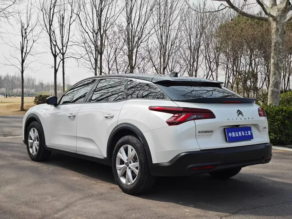 Citroen Versailles C5 X Versailles C5 X 2025 Overseas Edition 2025 — thumbnail 4