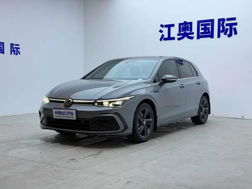 Volkswagen Golf golf 2023 280TSI DSG R-Line Lite 2023 — photo 1, buy with delivery to Moscow