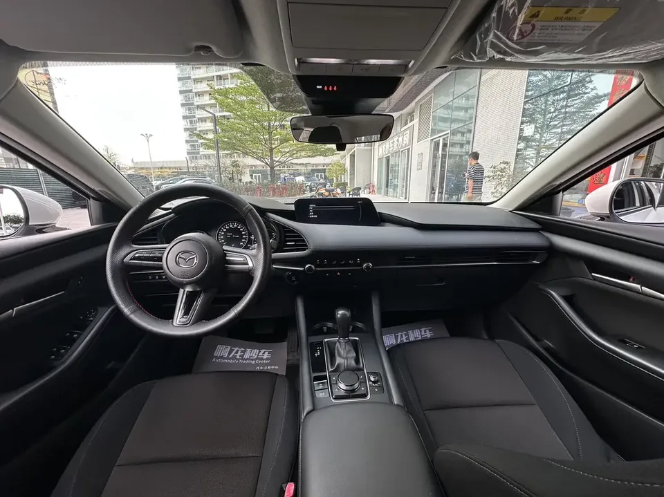 Mazda Axela Mazda3 Angkesela 2021 2.0L Automatic Quality Edition 2022 — thumbnail 5