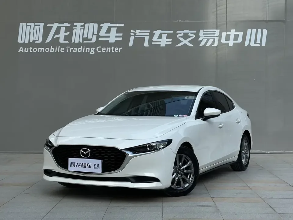 Mazda Axela Mazda3 Angkesela 2021 2.0L Automatic Quality Edition 2022 — photo 1, buy with delivery to Moscow