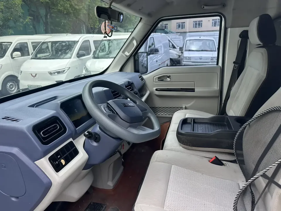 Xinyuan Automobile Xinyuan E3L Xinyuan E3L 2025 6 41.86kWh 2025 — thumbnail 5