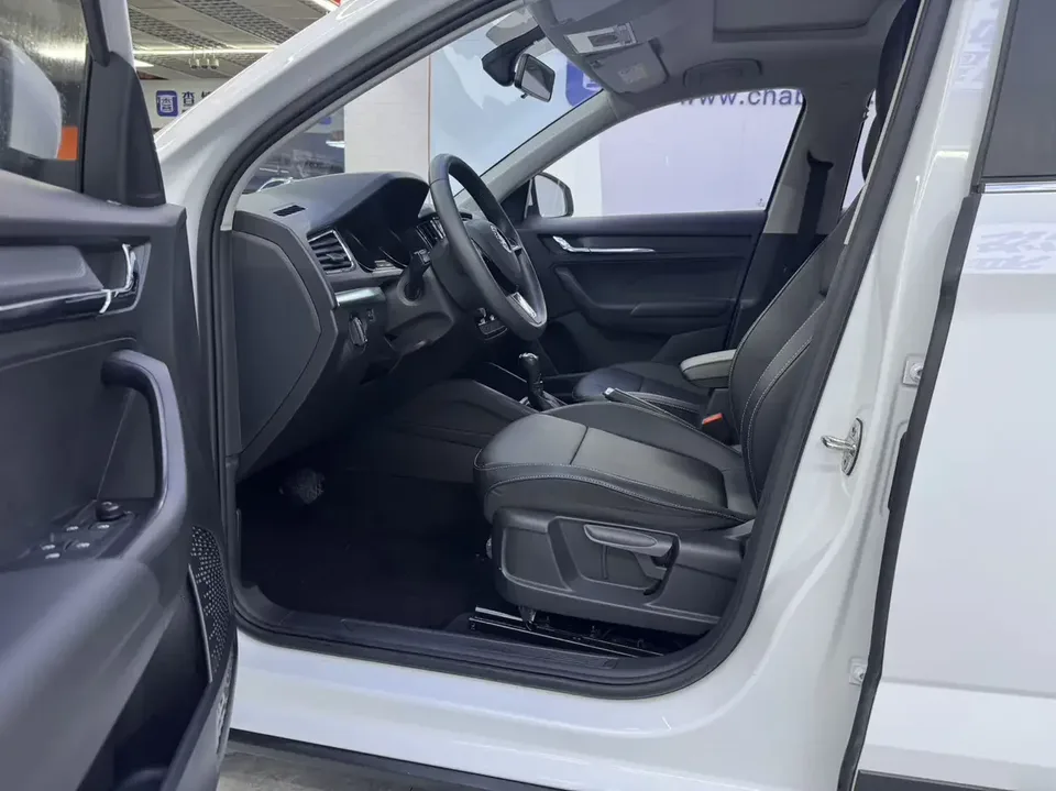 Skoda Comek Comek 2023 1.5L Automatic Comfort Edition 2023 — thumbnail 5