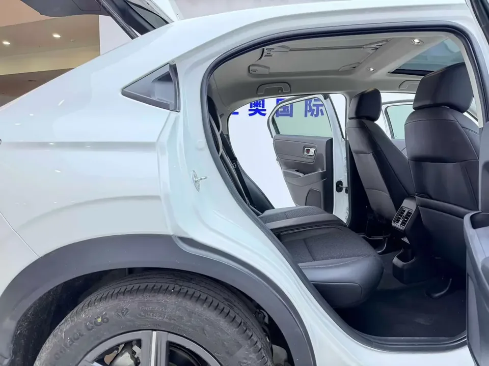 Honda WR-V HondaXR-V 2023 1.5L CVT Hot Edition 2023 — thumbnail 3