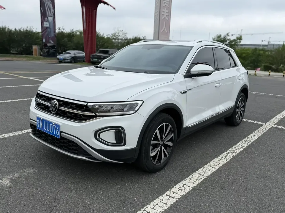 Volkswagen T-Roc TANG 2023 280TSI DSG Time Edition 2023 — photo 1, buy with delivery to Moscow