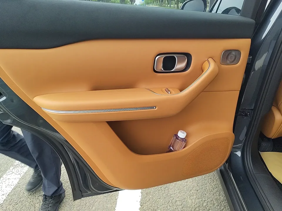 Leapmotor Zero running C10 Zero running C10 2024 Extended Range 210 Comfort Edition 2024 — thumbnail 5