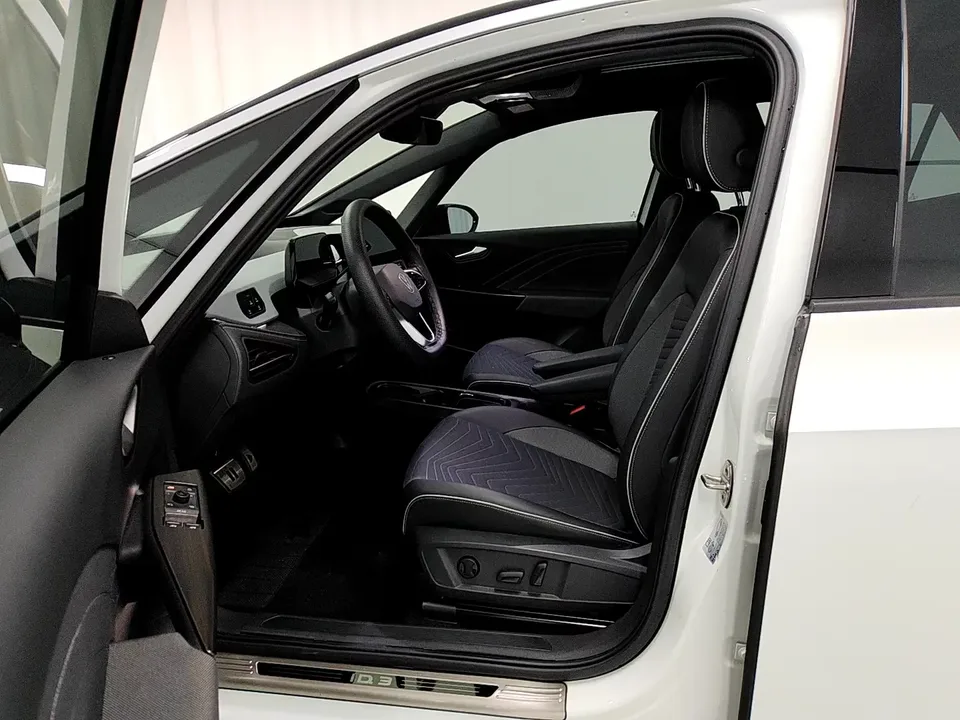Volkswagen ID.3 Volkswagen ID.3 2024 Outstanding Edition 2024 — thumbnail 5